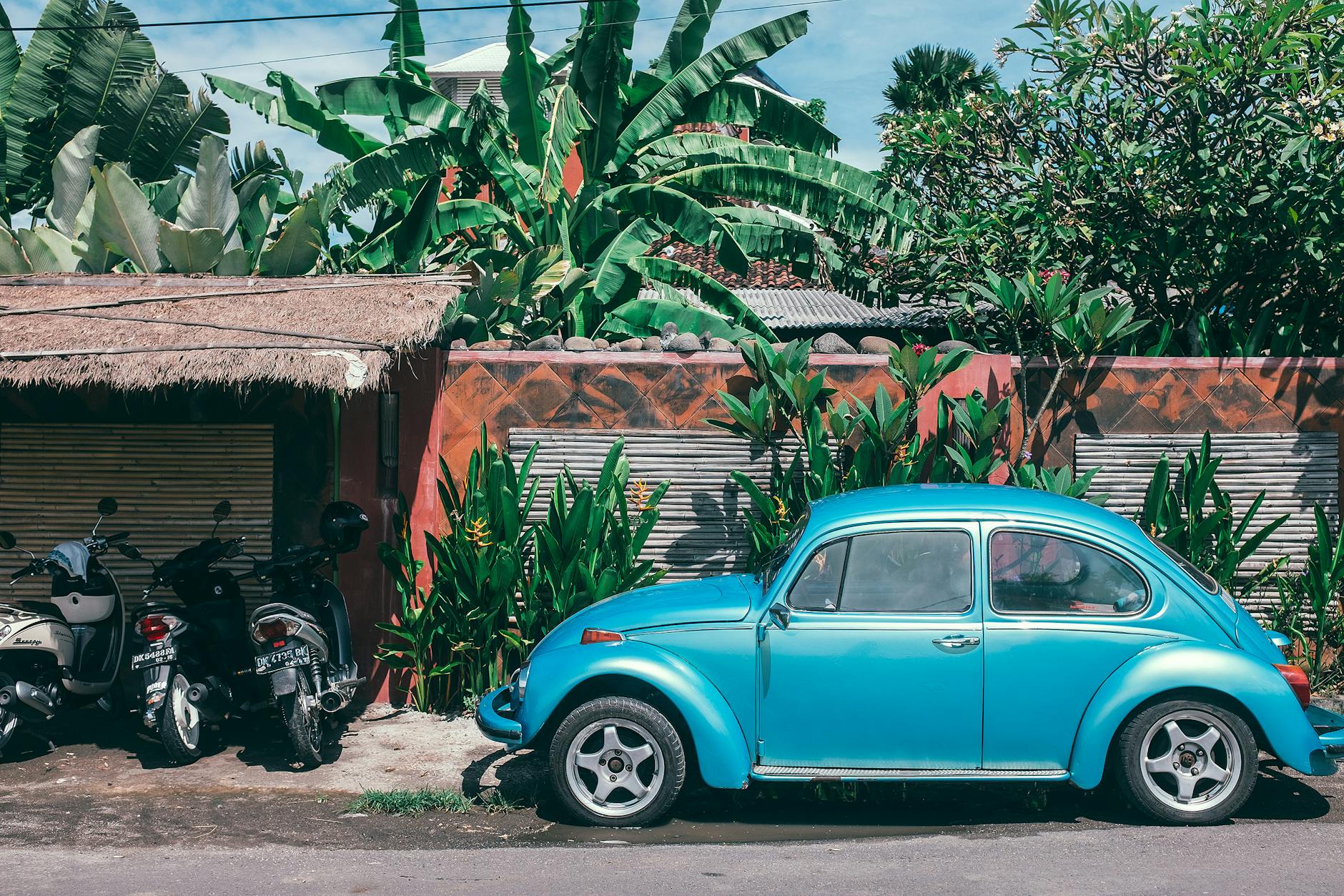 Des roadsters électriques performants pour moins de 3000 dollars !