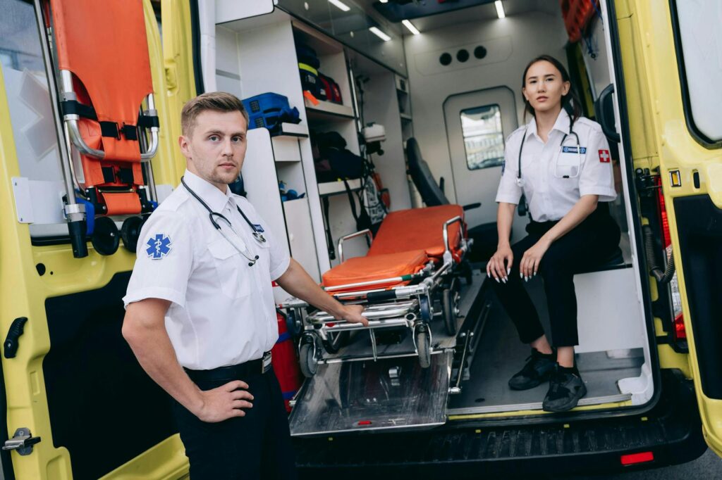 Surpris en grand excès de vitesse, il balance ses enfants !