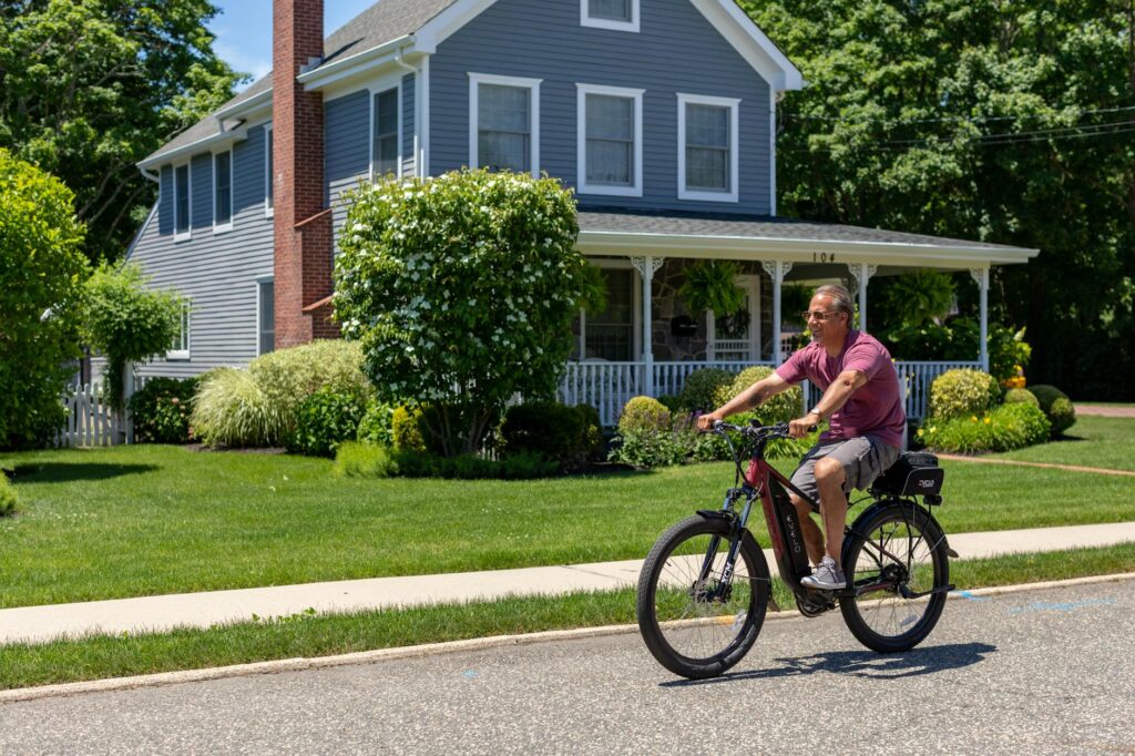 Les avantages et défis des motos électriques sur le marché actuel