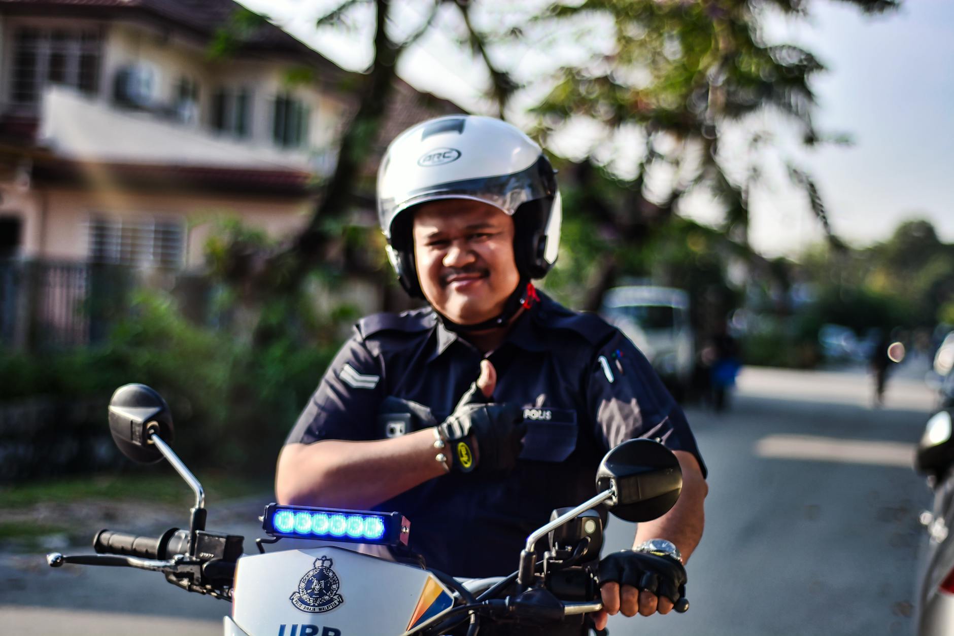 Les obligations légales pour les motards : ce que vous devez savoir